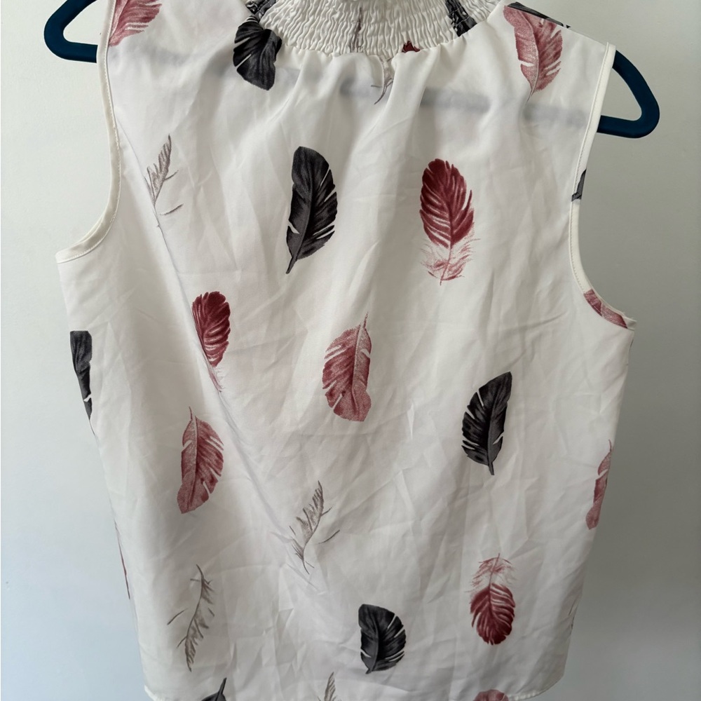 Chic Feather Print Sleeveless Blouse